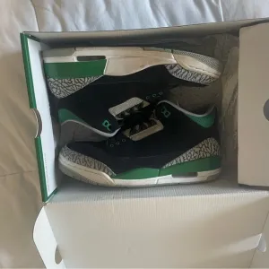 Air Jordan 3 Retro Sneakers ‘Pine Green’