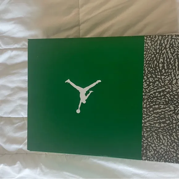 Air Jordan 3 Retro Sneakers ‘Pine Green’