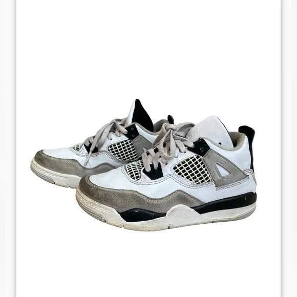 Air Jordan 4 retro military black Sneakers little kids size 12.5