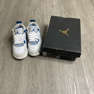 Air Jordan 4 Retro Military Blue 2024 PS Shoe Size 11c Blue Preowned With Box