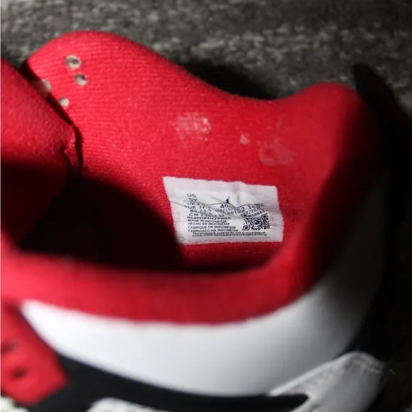 Air Jordan 4 Retro OG ‘Fire Red’ 2020
