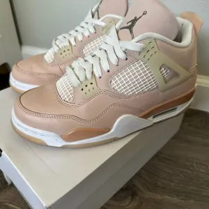 Air Jordan 4 Retro Pink Sneakers