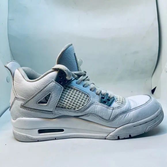 AIR JORDAN 4 RETRO PURE MONEY WHITE &amp; SILVER (408452-100) SIZE 6Y