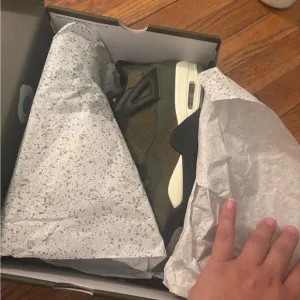 Air Jordan 4 Retro SE Craft Sneakers brand new