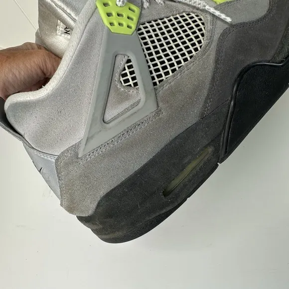 Air Jordan 4 Retro Se Neon 95 Style # CT5342-007 Men's Size 11.5 Sneakers Shoes