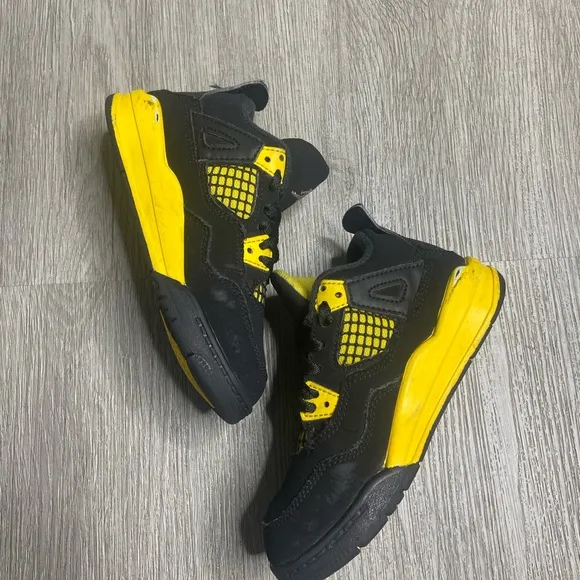 Air Jordan 4 Retro Thunder PS Shoe Size 11c Black BQ7669-017 Preowned