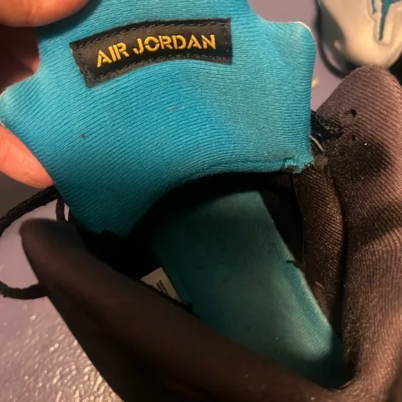 Air Jordan 5 Retro 'Aqua' Sneakers 7Y/ Sz 8