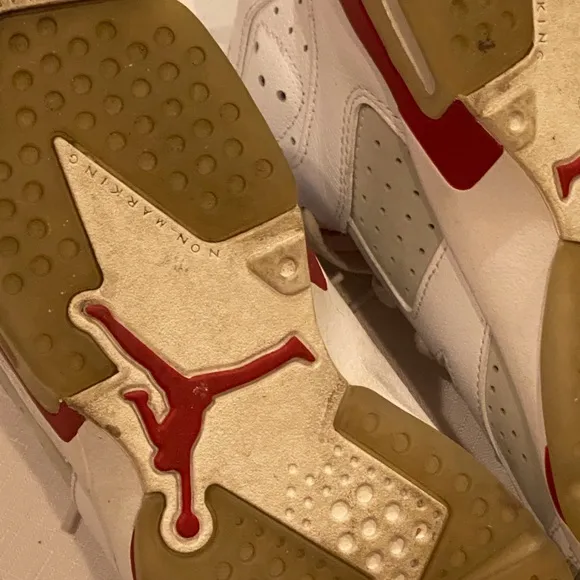 Air Jordan 6 retro bg