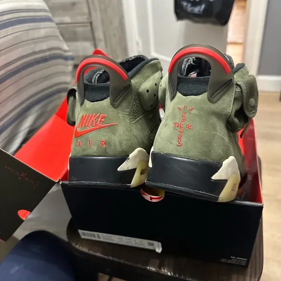 Air Jordan 6 Retro Cactus Jack Sneakers size 10.5
