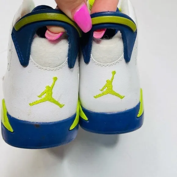 Air Jordan 6 Retro Fierce Green White Kid’s Mid-Top Basketball Athletic Sneakers