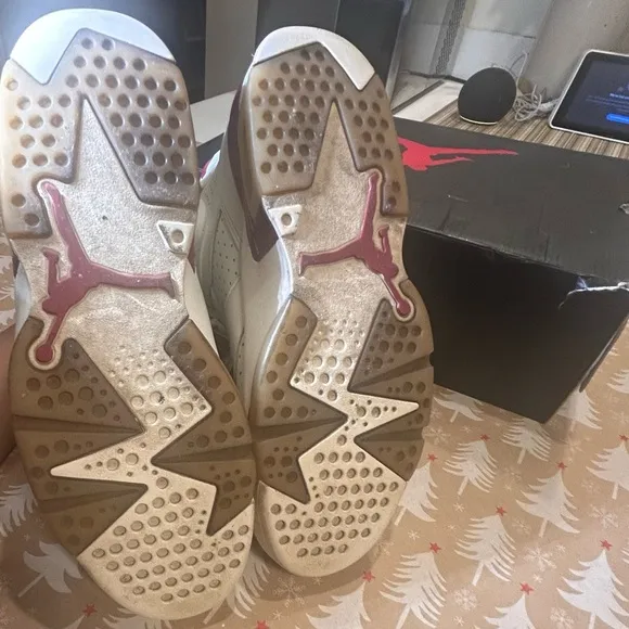Air Jordan 6 Retro “Maroon 2015” classic sneakers with Original Box