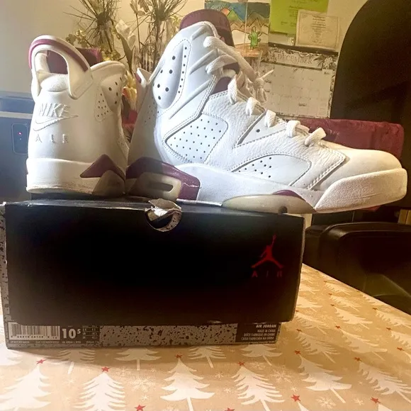 Air Jordan 6 Retro “Maroon 2015” classic sneakers with Original Box