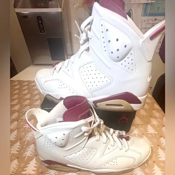 Air Jordan 6 Retro “Maroon 2015” classic sneakers with Original Box
