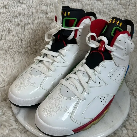 Air Jordan 6 Retro Olympic Sneakers Mens Size 9.5