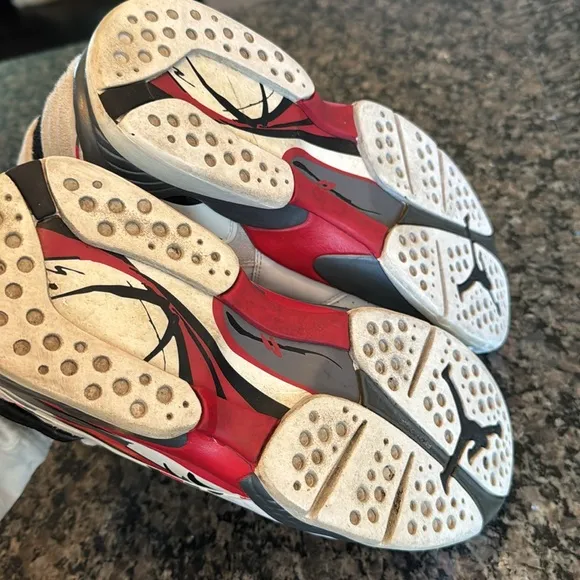 Air Jordan 8 retro bugs bunny with card White and Black Sneakers GUC 10
