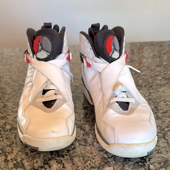 Air Jordan 8 retro bugs bunny with card White and Black Sneakers GUC 10