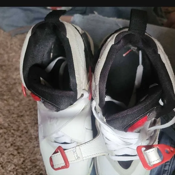 Air Jordan 8 Retro GS 'Countdown Pack' sneakers 👟