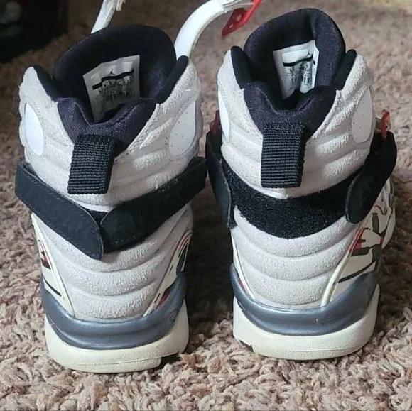 Air Jordan 8 Retro GS 'Countdown Pack' sneakers 👟