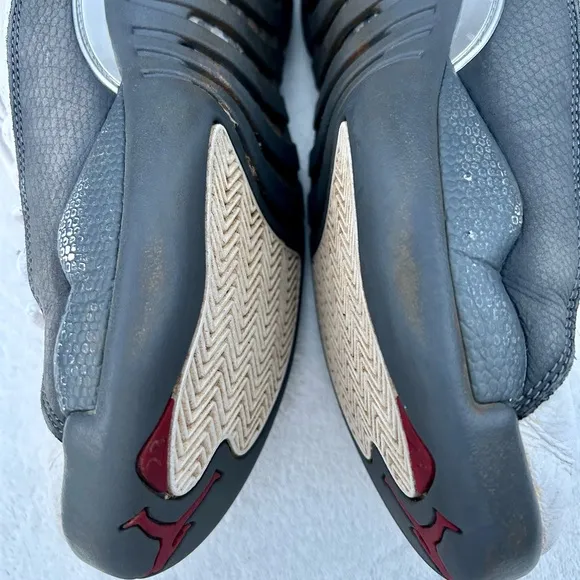Air Jordan Retro 12 Flints Sneakers Hightops Sz. 10