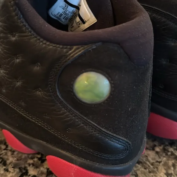 Air Jordan retro 13 Dirty bred Red black cat playoffs Sneakers EUC 10.5