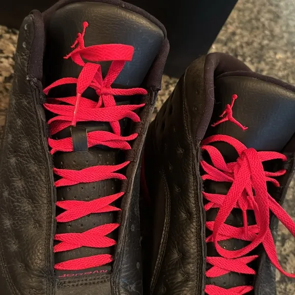 Air Jordan retro 13 Dirty bred Red black cat playoffs Sneakers EUC 10.5