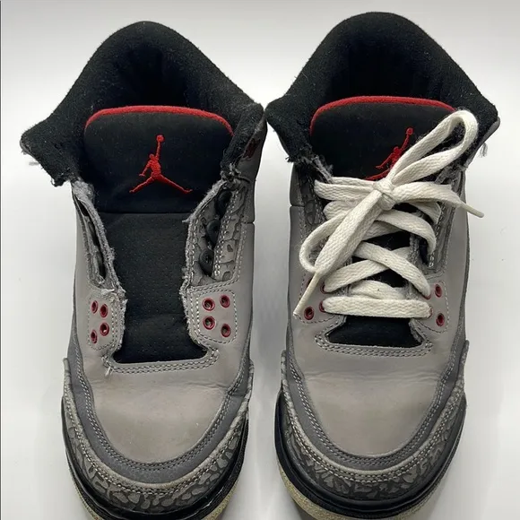 Air Jordan Retro 3 04/13/2011