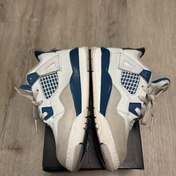 Air Jordan Retro 4 Military Blue Off White Grey