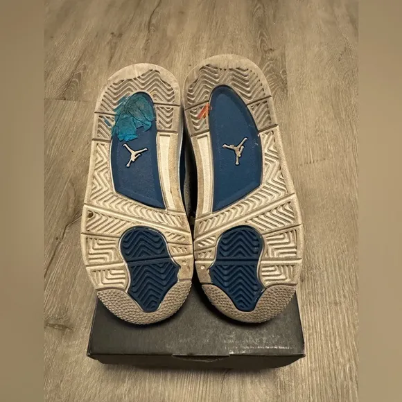 Air Jordan Retro 4 Military Blue Off White Grey