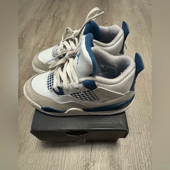 Air Jordan Retro 4 Military Blue Off White Grey