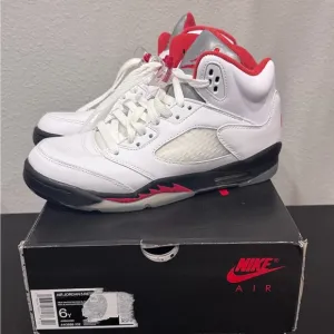 Air Jordan Retro 5, Fire Red Silver Tongue (2020) (GS)
