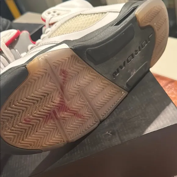 Air Jordan Retro 5 - Size 10.5
