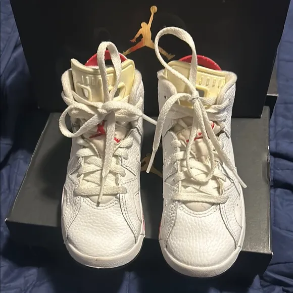 Air Jordan Retro 6 (PS) White and Red Sneakers