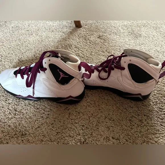 Air Jordan Retro 7