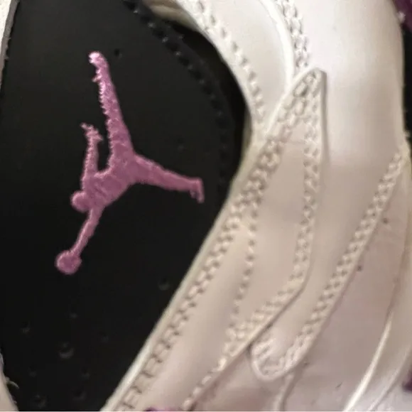 Air Jordan retro 7s sneakers