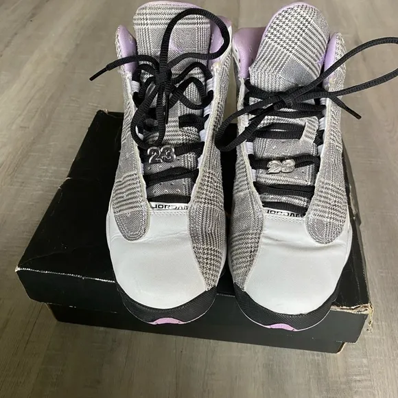 Air Jordan Retro Plaid sneakers | size 6 Youth