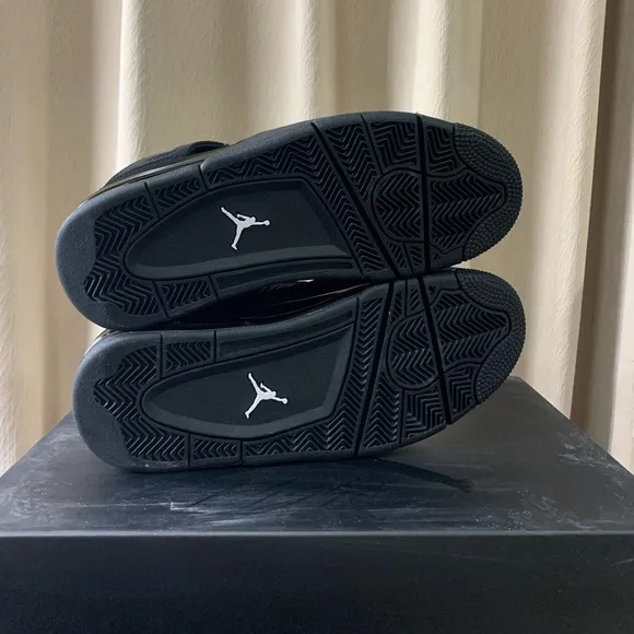 AJ 4-Air Jordan Black Cat Man’s Size 7