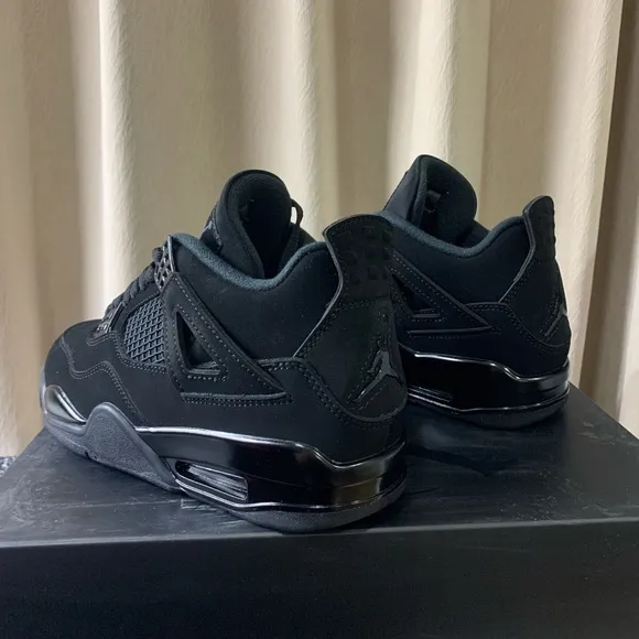 AJ 4-Air Jordan Black Cat Man’s Size 7
