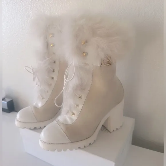 Alberta Ferretti  shearling booties boots white 38 Us 8 $1,800