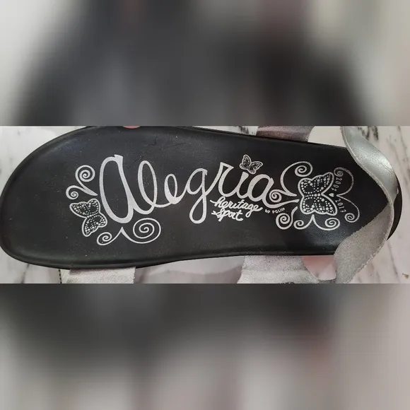 Alegria Playa Pewter Patent sandals women's size 37/6.5-7