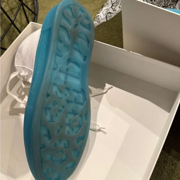 Alexander McQueen clean!!!! White Sneakers with sky Blue Soles worn once.