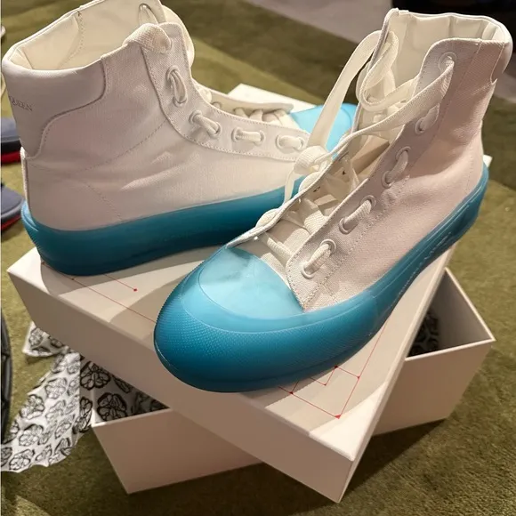 Alexander McQueen clean!!!! White Sneakers with sky Blue Soles worn once.
