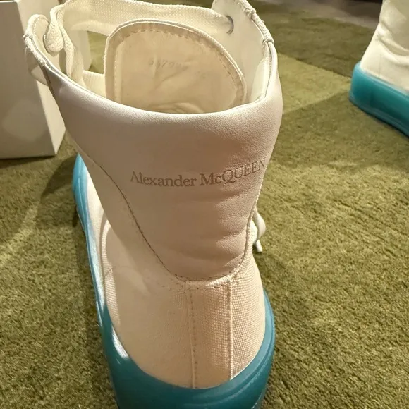 Alexander McQueen clean!!!! White Sneakers with sky Blue Soles worn once.