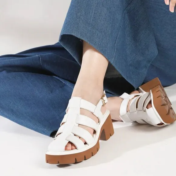 ALL BLACK Brand Womens 10 US 40.5 EU White Leather Gladiator Sandals Shoes