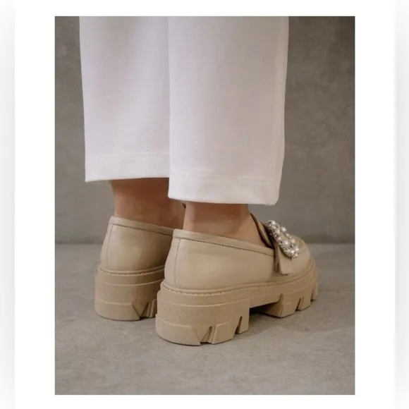 Alohas Platform Loafer Trailblazer Crystal Stone Beige EU 38 / US size 7.5