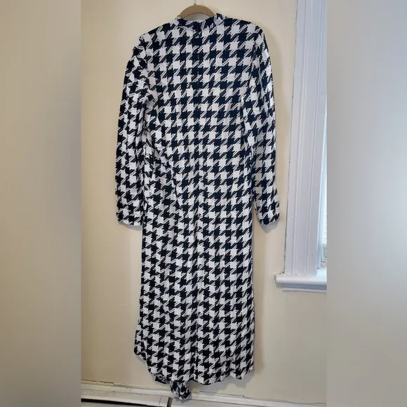 Ann Taylor Houndstooth Mock Neck Midi Dress | Size 14