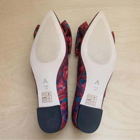 Anthropologie Bow City Flats