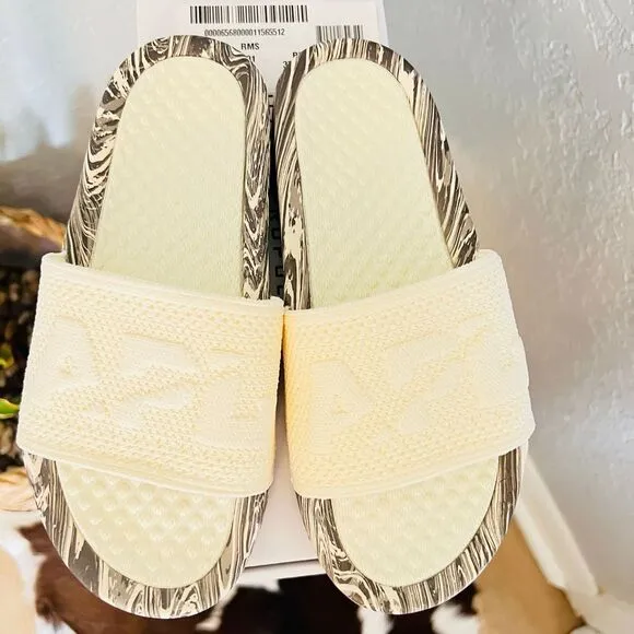 APL Women's Big Logo TechLoom Slide Sandals, Vegan, Silver Marble, Size 7 NWT