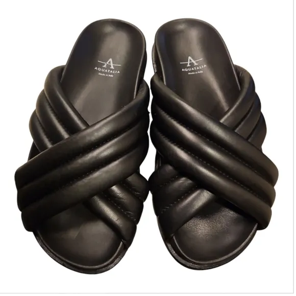 AQUATALIA | 'Ivie' Black Leather Puffer Slide Sandals in Size US 6.5