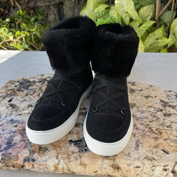 Aquatalia Women Valarie Black Suede Real Shearling Lined Boots size 6.5 new