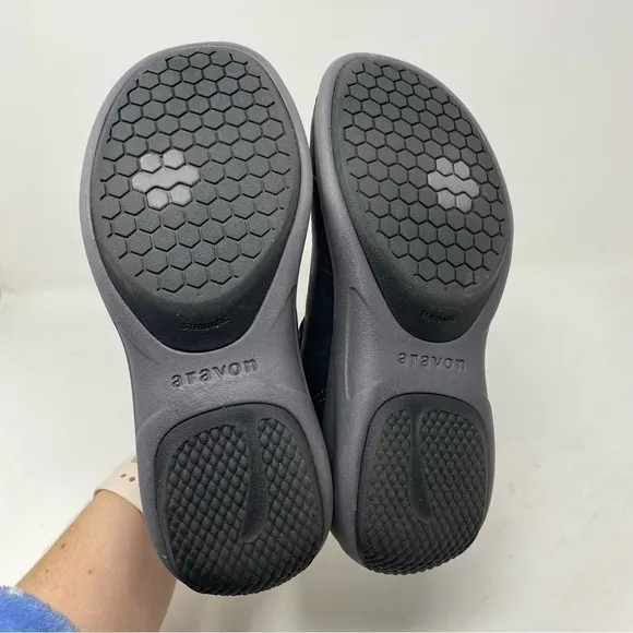 Aravon Women's Revshow Mary Jane Black Flats AAU01BK WIDE
